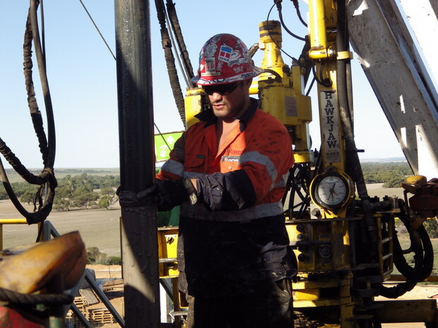Pulling the drill string out of the hole at Waitsia 1 in the northern Perth Basin