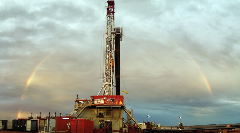 Enerdrill Rig 3 drilling the Warro 5 well in the northern Perth Basin.